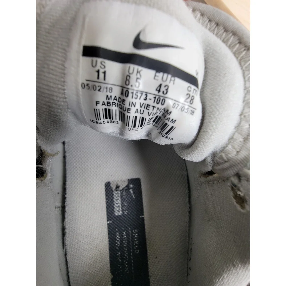 Nike Zoom WinFlo 5 Run Shield  White Gray Women Size 11 AO1573-100